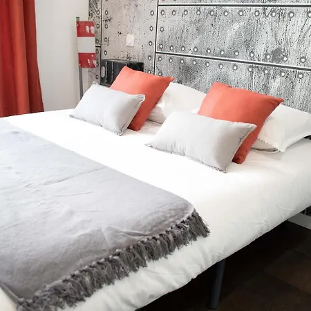 * Les Aux Etoiles * 클레르몽페랑