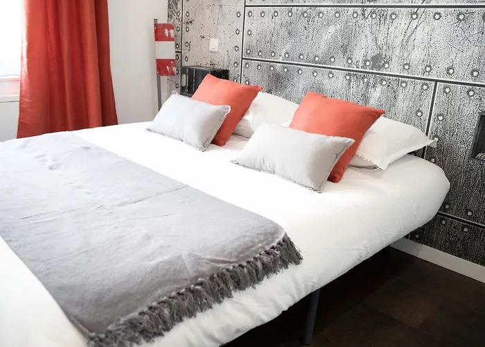 * Les Aux Etoiles * Клермон-Ферран